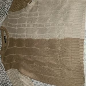 NWOT Long sleeve colorblock knit sweater
